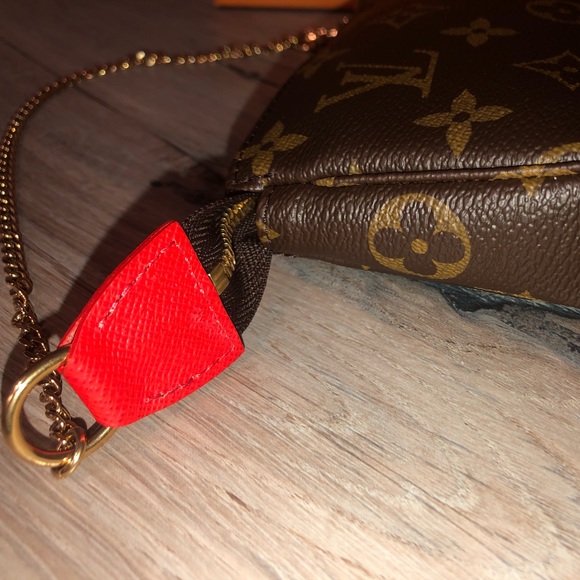 🦁❤️Louis Vuitton Mini Pochette Lions 2018❤️🦁 - Picture 5 of 10